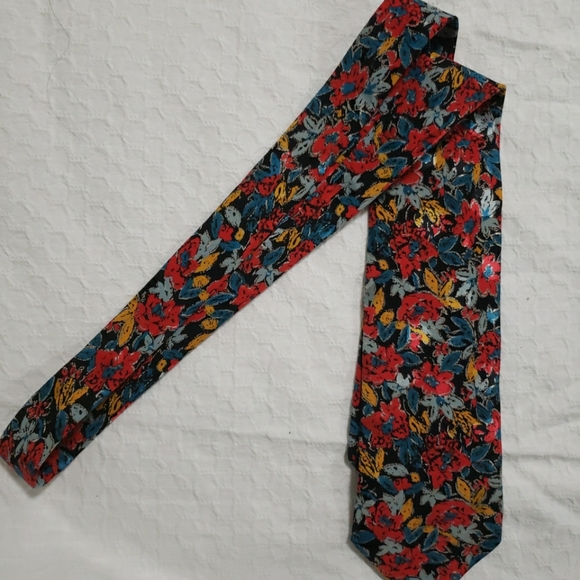 Federigo Floral Tie Red/Blue/Yellow Prints - Picture 1 of 5